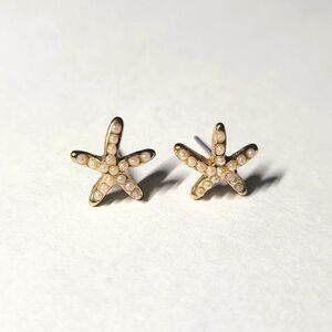 Starfish Post Earrings Small Gold Pearls